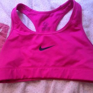 XSMALL NIKE SPORTSBRA